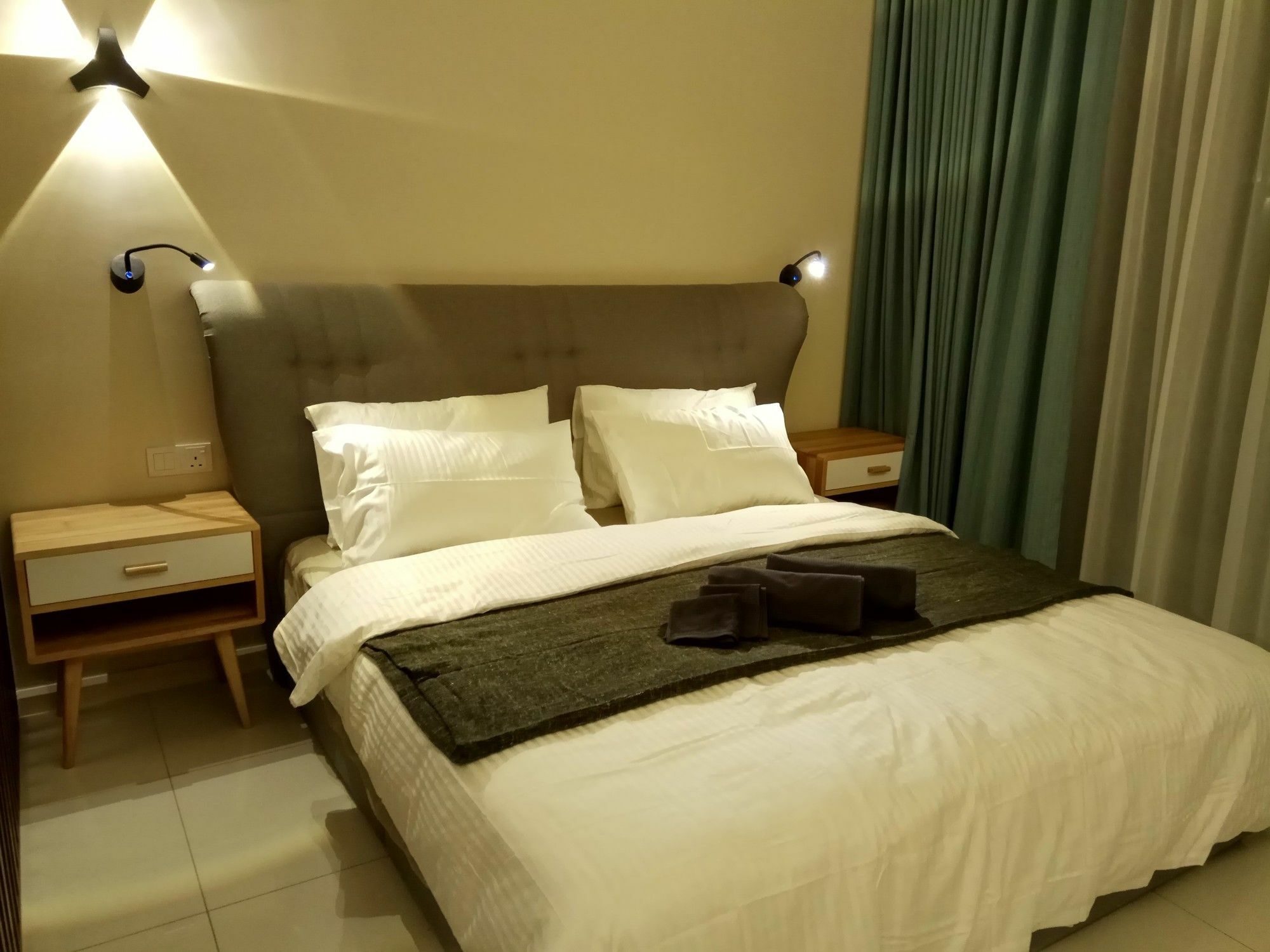 Roomy @ Tribeca Bukit Bintang Kuala Lumpur Exterior foto
